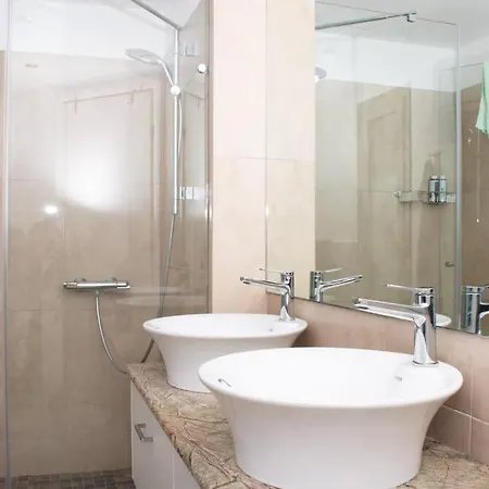 The Olive Grove 1 Apartment *